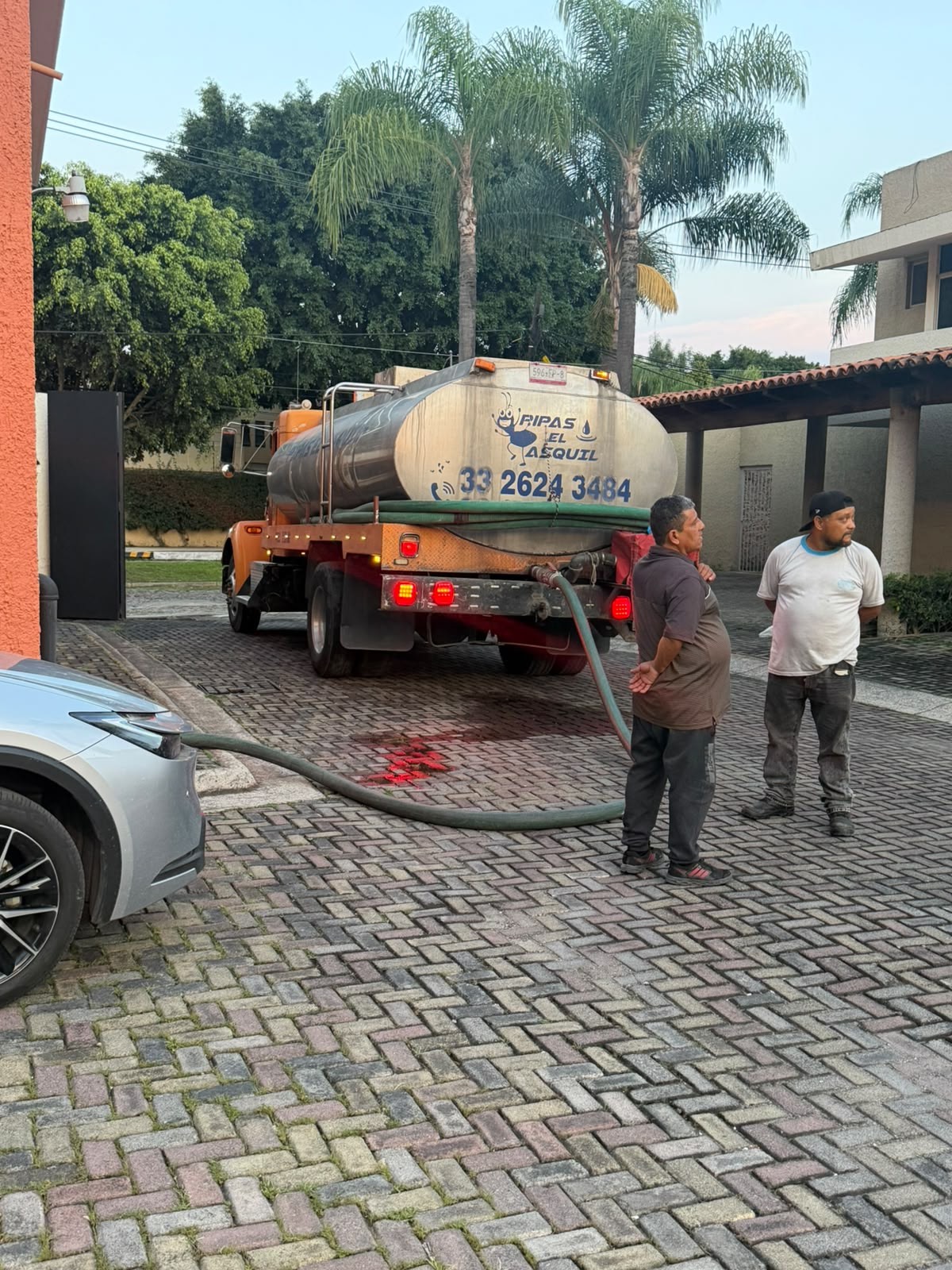 Pipa de abastecimiento de agua