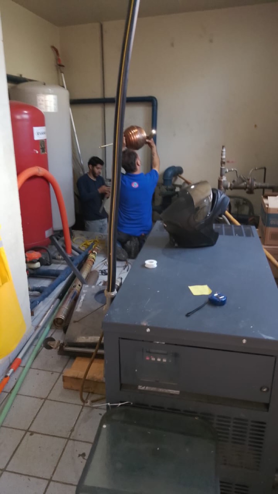 Intervención en el cuarto de máquinas